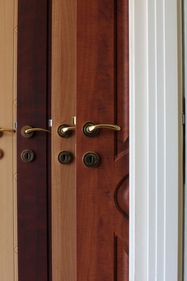 Skifte dører og vinduer